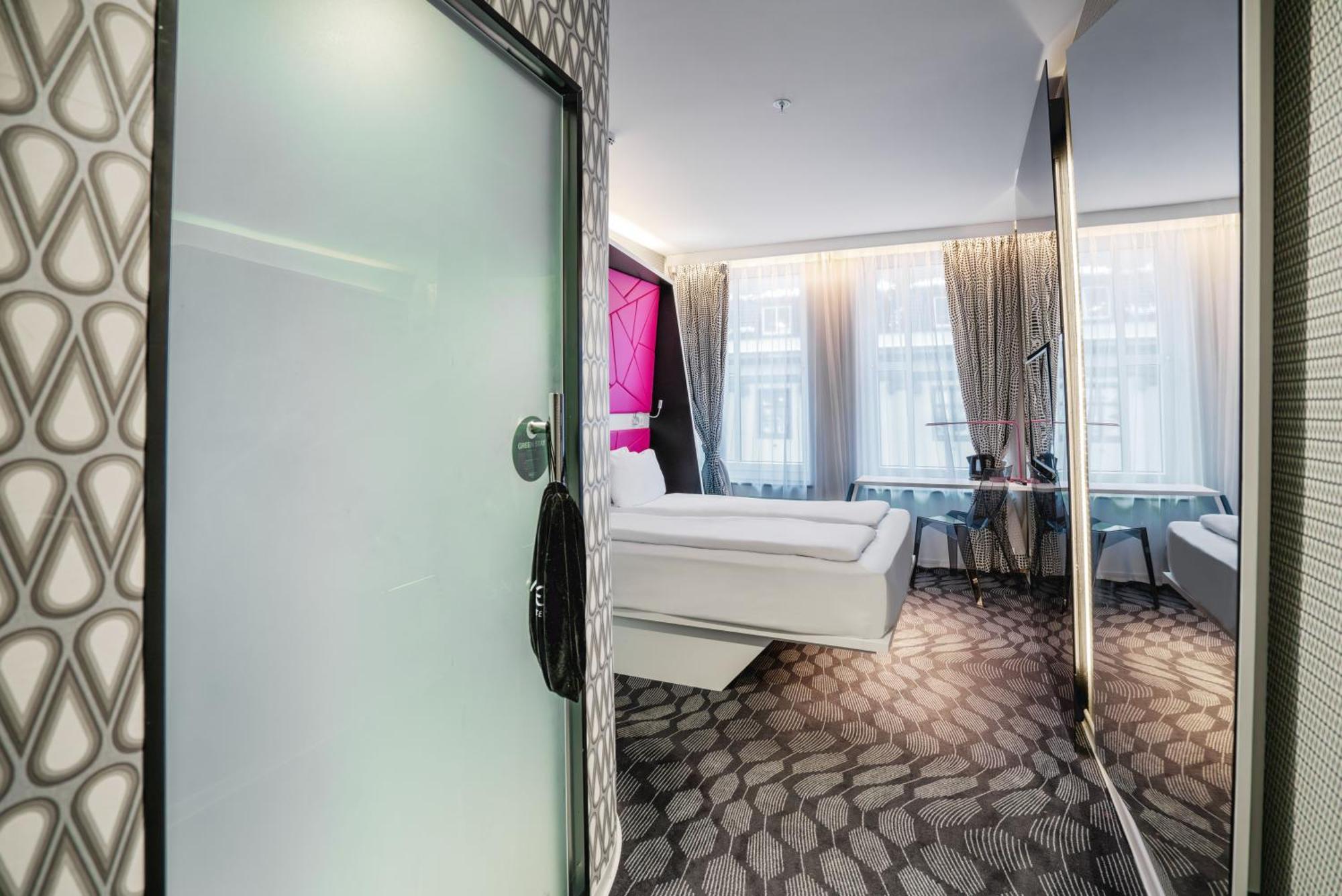 Magic Xhibition - Self-service-hotel 3*
